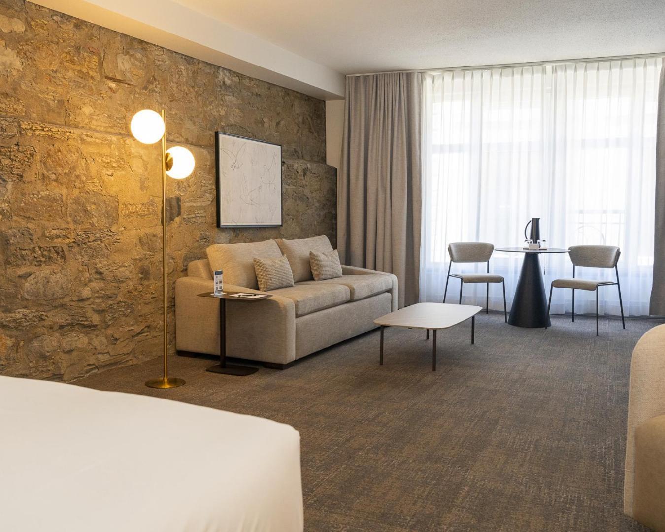 Hotel Saint-Sulpice Монреаль Екстер'єр фото